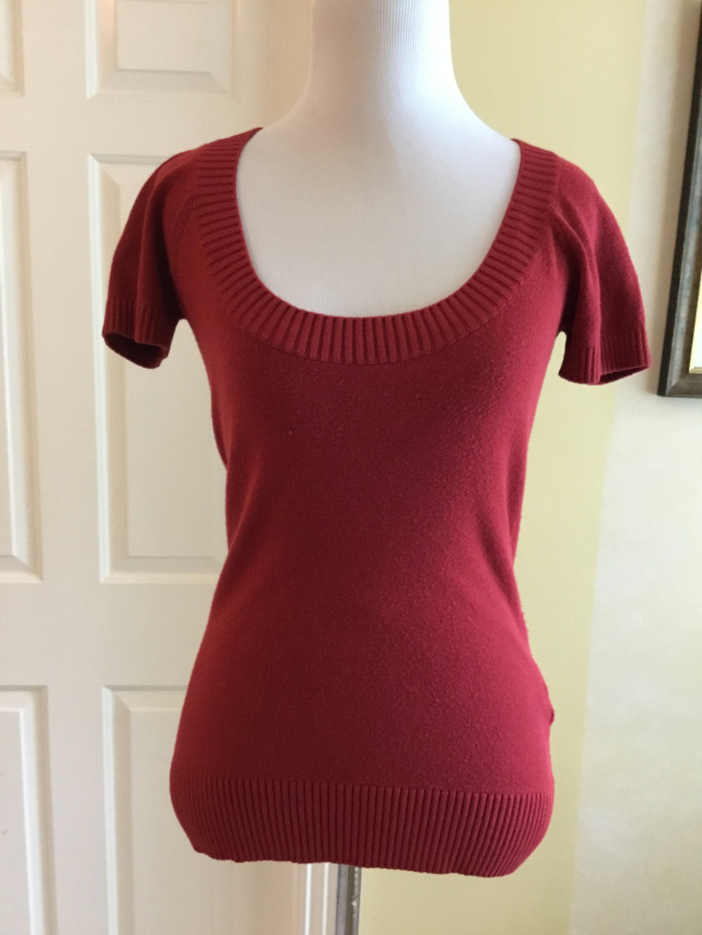 Dolce & Gabbana Burgundy Short Sleeve Knit Sweater Top